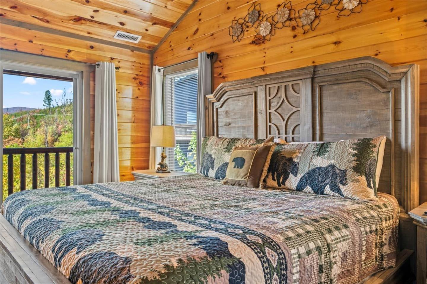 Indoor Pool, Volleyball Beach, Mountain View, Luxury Gatlinburg Exterior photo